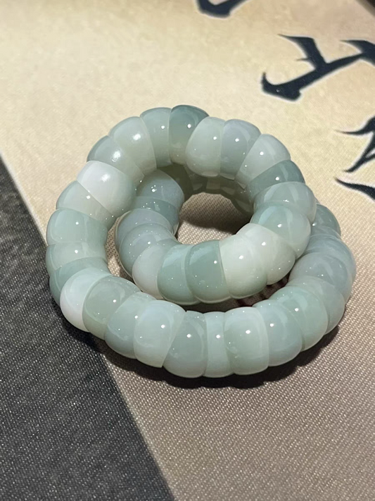 Light colored floating flowers Worm