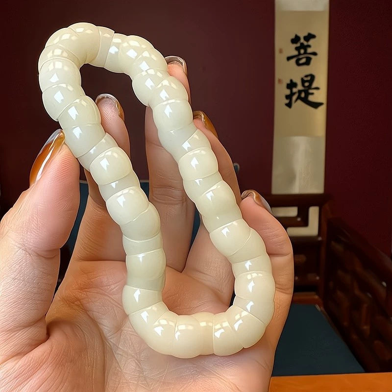 cream Worm