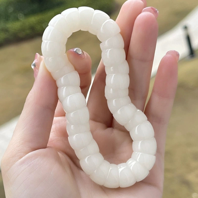 cream Worm