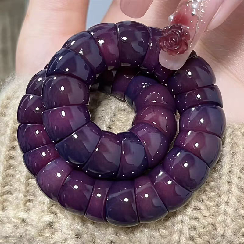 Purple grapes Worm